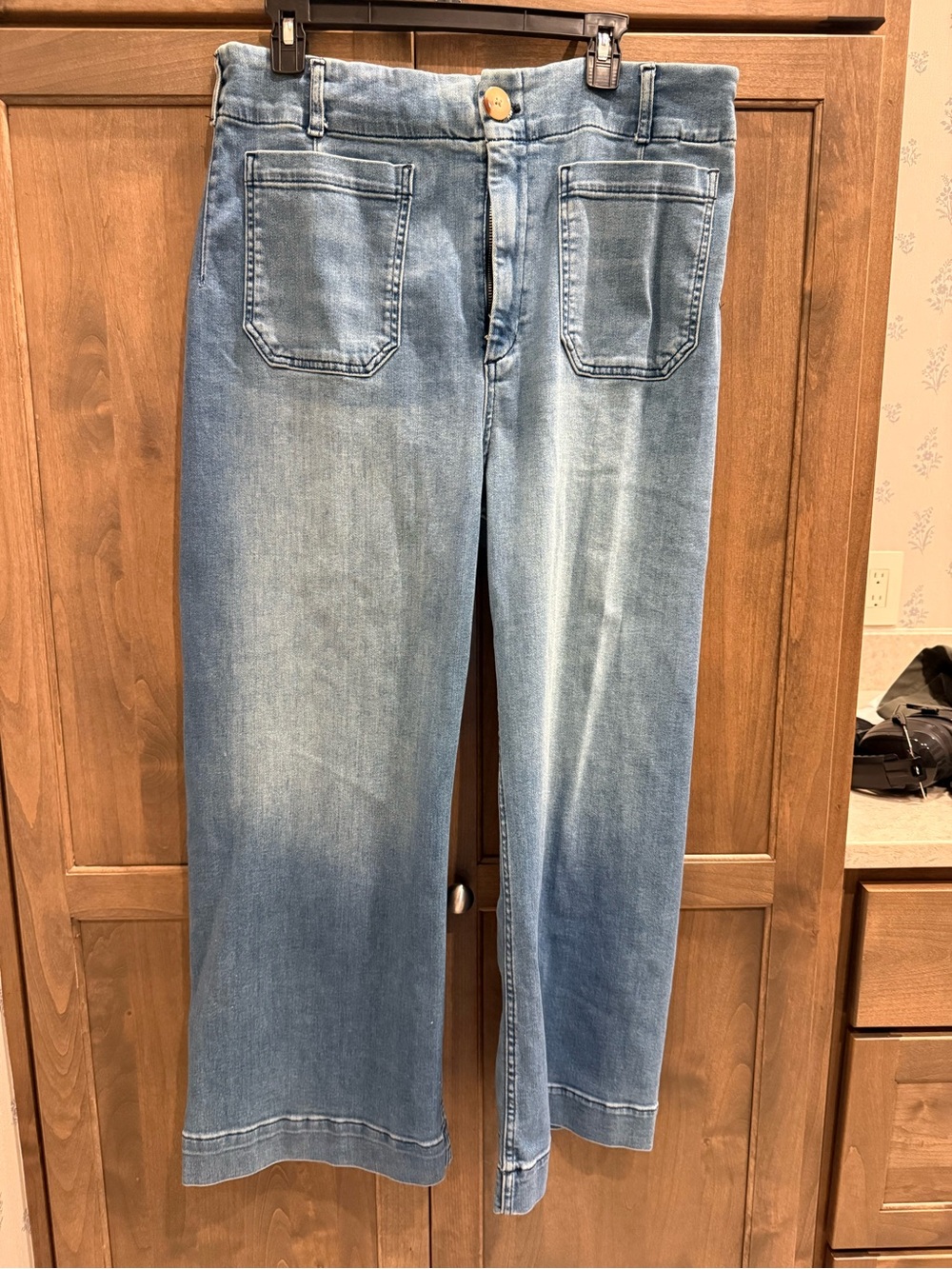 NEVER WORN Maeve Light Wash Wide-Leg Jeans